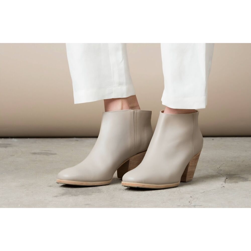 Rachel Comey Mars Booties  Sz 6